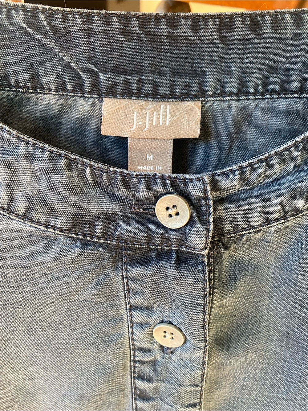 J. Jill Denim Button-Front Tunic in Washed Blue Medium or Mini Dress - Picture 2 of 9